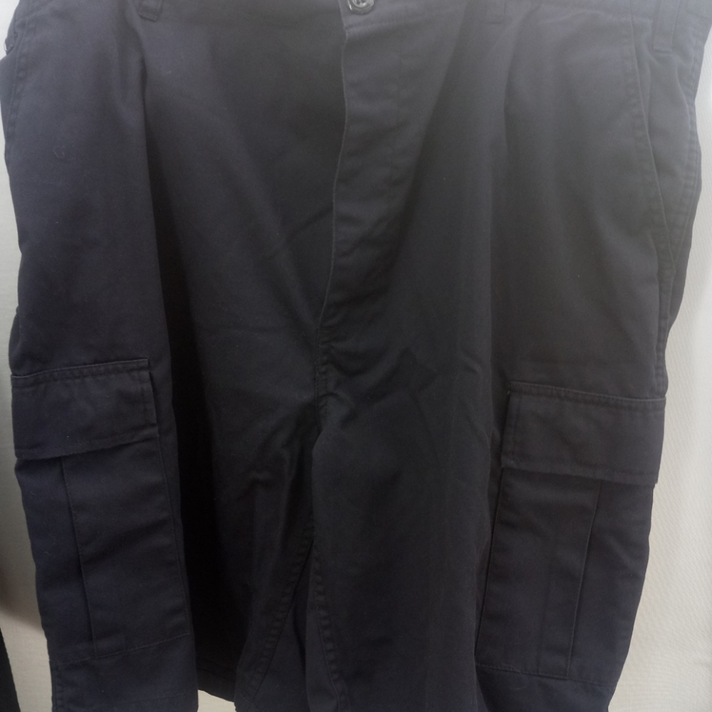 Men's Navy Button Up Cargo Shorts Size XL